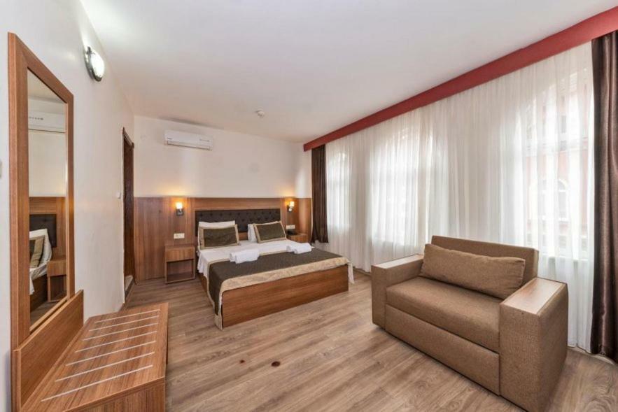 Diamond City Resort Hotel Büyükçekmece Esterno foto